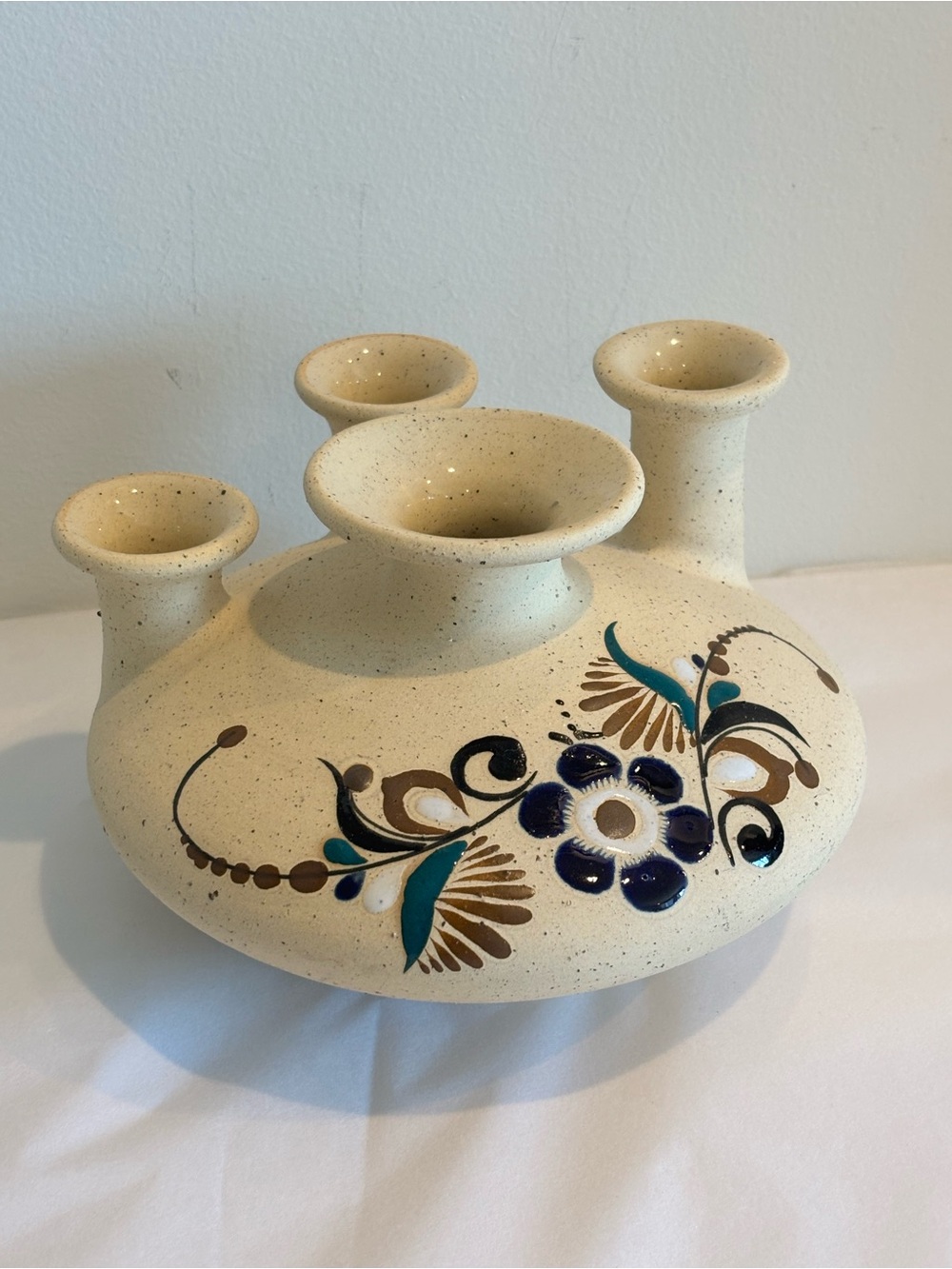 Vintage Southwestern Tonala signed 4 neck fluted sandstone flower vase bowl